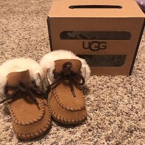 Infant Uggs Size 0/1